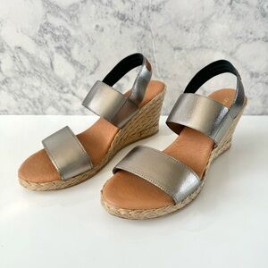 André Assous Allison Metallic Espadrille Wedge Sandals in Pewter Size 40/9.5 US